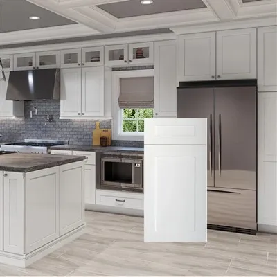 Weiße Shaker-Küchenschränke von Rta